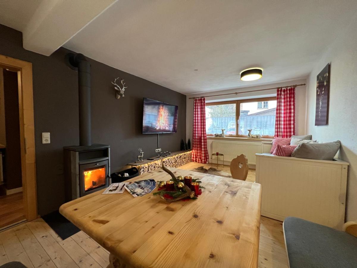 Ferienwohnung Steinbock Terrasse, Gartensauna, Garten, Grillplatz Stumm Exteriör bild